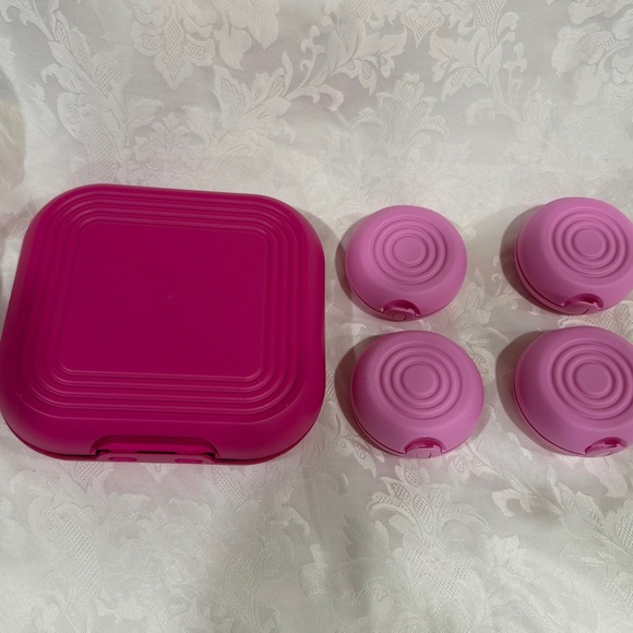 NEW (NIP) Tupperware Pink Stuffables Accessory Organizer (Jewelry not included) - Picture 5 of 12
